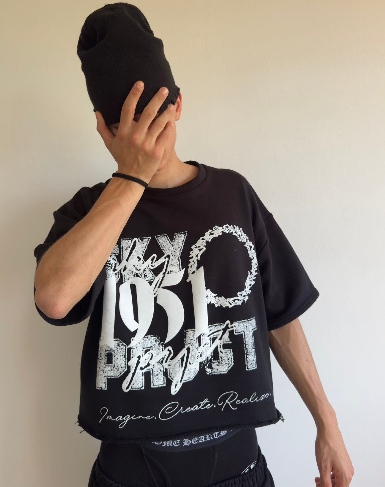 “1951” black tee
